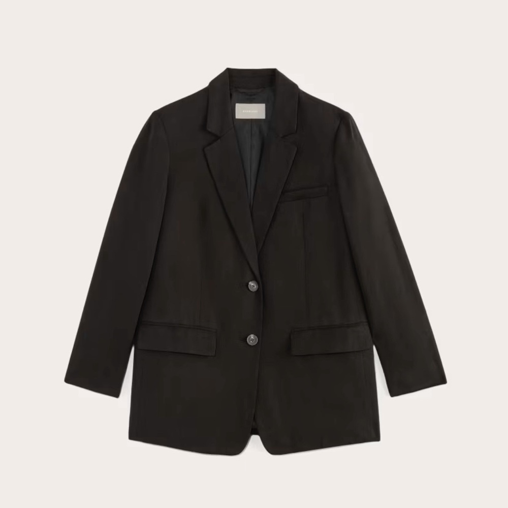 Everlane The Oversized Blazer in Buttersmooth